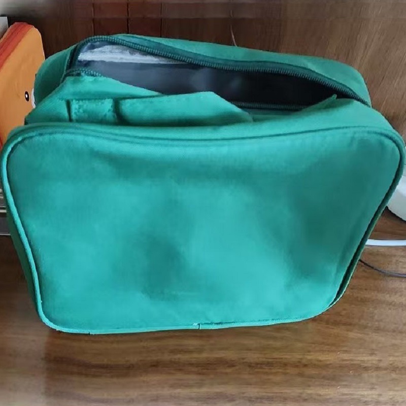 Wodoodporna apteczka pierwszej – First Aid Bag Kit recenzja i cena